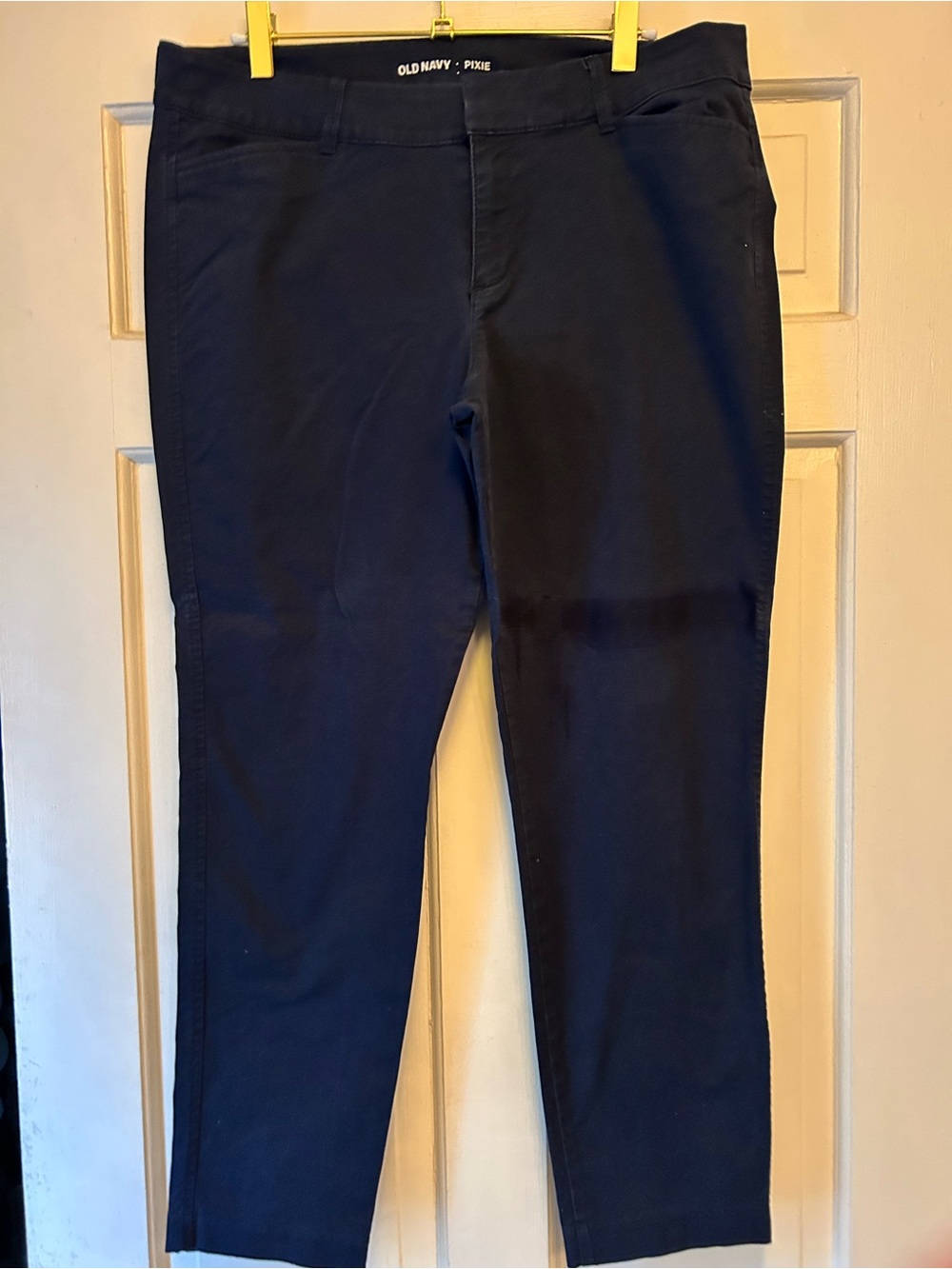 Old Navy Women’s Dark Navy Pixie Pants